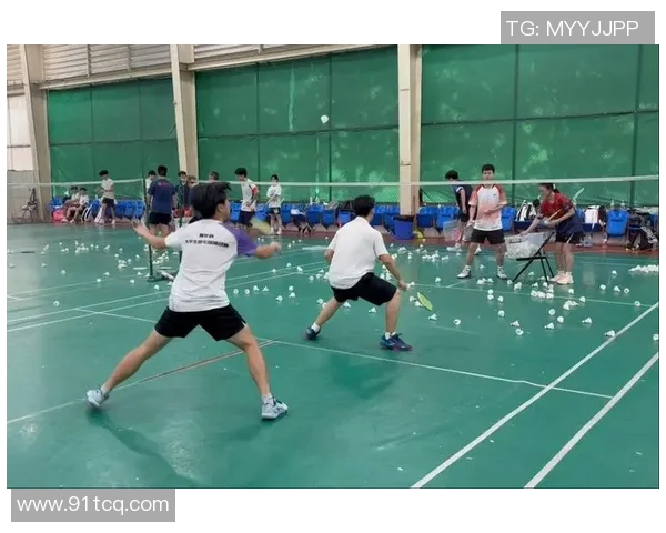 杭州羽毛球队与西安羽毛球队赛后复盘分析团队配合与战术执行的关键要素